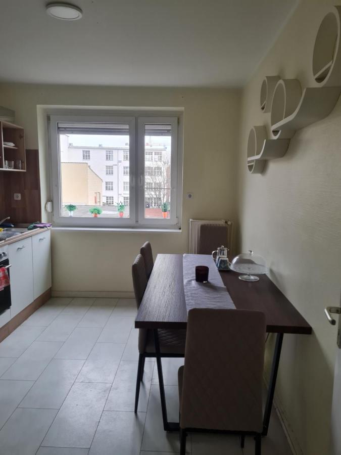 Apartment Nahe Stadtzentrum, Bahnhof Und Uni Kassel Bagian luar foto